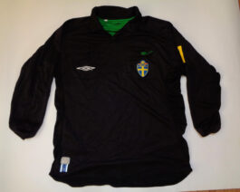 2003/04 SWEDEN Referee Football Long Sleeve Shirt XL Extra Large Green / Black Umbro