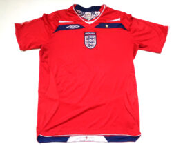 2008/10 ENGLAND Away Football Shirt L Large Red Umbro