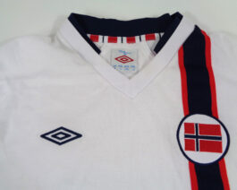 2012/13 NORWAY Away Women Football Shirt Jersey L Large White Umbro