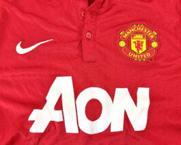2013/14 MANCHESTER UNITED Home Football Shirt M Medium Red Nike