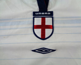 2003/05 ENGLAND Home Football Women Shirt Size 16 White Umbro