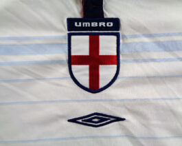 2003/05 ENGLAND Home Football Shirt XXL 2XL White Umbro