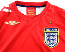 2006/08 ENGLAND Away L/S Football Shirt L Large Red Umbro